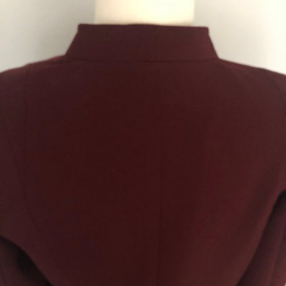 Tahari Burgundy Blazer - Picture 4 of 6